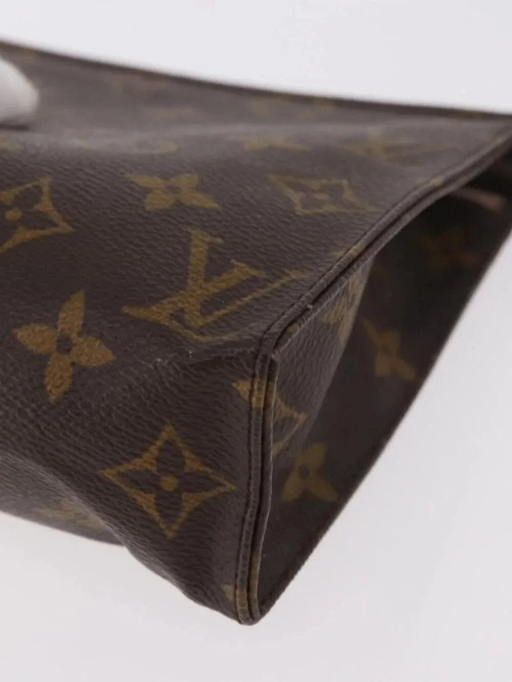 LOUIS VUITTON Monogram Poche Toilette 19 Pouch M47544 LV Auth 189335
